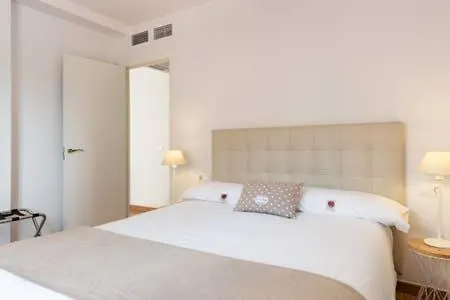 Amadeo Vives 3 Apartment Malaga