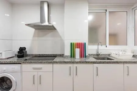 Amadeo Vives 3 Apartment Malaga