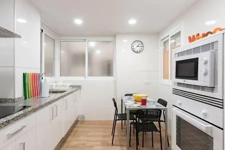 Amadeo Vives 3 Apartment Malaga